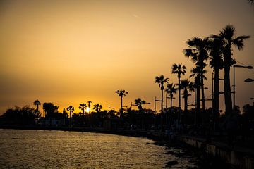 Zonsondergang in Paphos van Dennis Langendoen