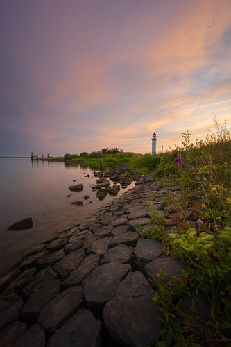 Leuchtturm von Hellevoetsluis bei Sonnenuntergang