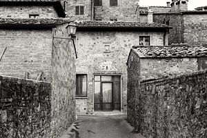 Architecture toscane en noir et blanc sur iPics Photography