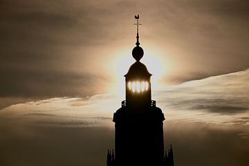 Walburgiskerk mit aufgehender Sonne von Frank Mossink