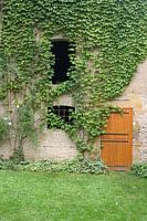 barn