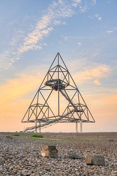 Tetraeder à Bottrop le soir sur Michael Valjak