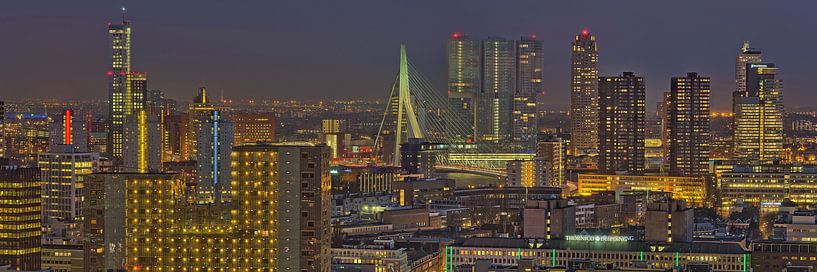 Rotterdam Centrum by Night van Bob de Bruin