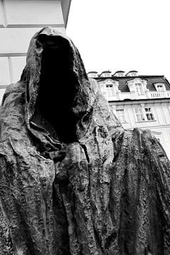Standbeeld Mozart, Praag (zwart wit) van Abe-luuk Stedehouder