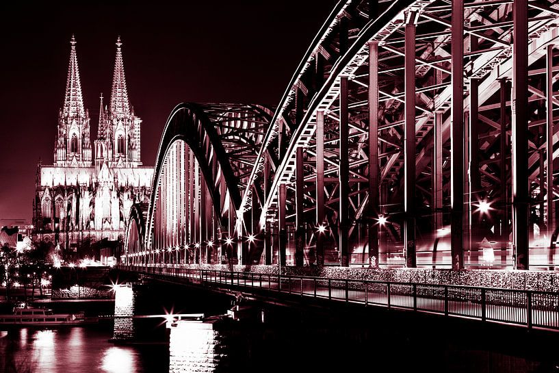De dom in Keulen met de Rijnbrug. van Karel Pops