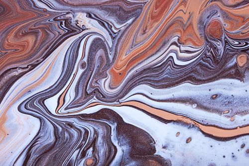 Bruintinten: Vloeibare lijnen in bruin, oranje en aarde tinten