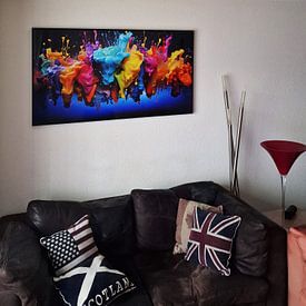 Klantfoto: "Color Symphony: De harmonie van Splash Art" van Yuji Itadori, op aluminium