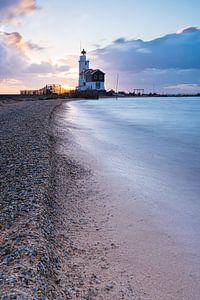 La plage près du cheval de Marken sur Albert Lamme