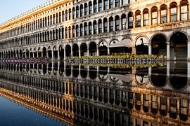 Spiegelung am Markusplatz