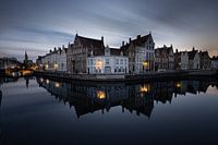 Belgique - Bruges - l'œuf en miroir à l'heure bleue