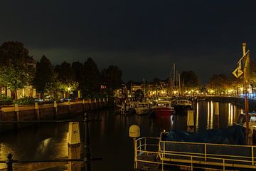 Marina at night in Dordrecht by Roel Jonker