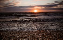 Sunset on the beach by Davadero Foto