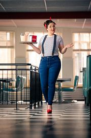 Zu Ihren Diensten von Mark de Rooij