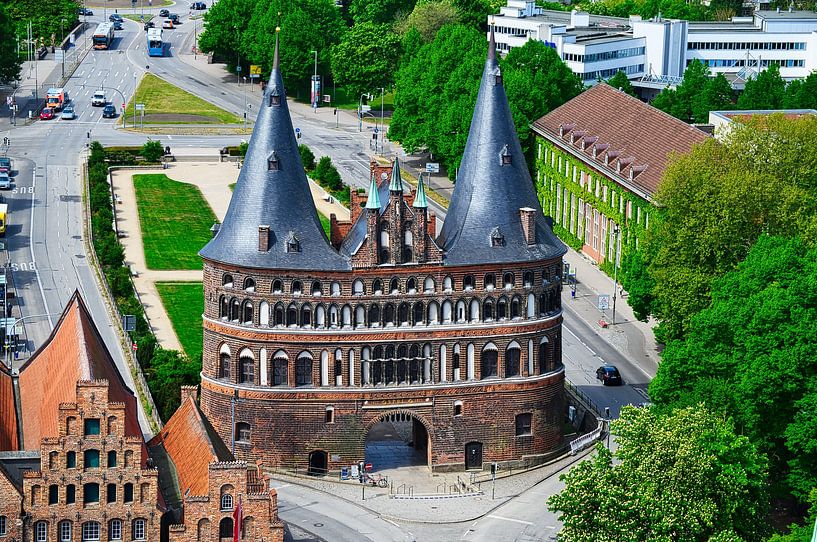 Vue de la porte Holsten à Lübeck par Andreas Völkel