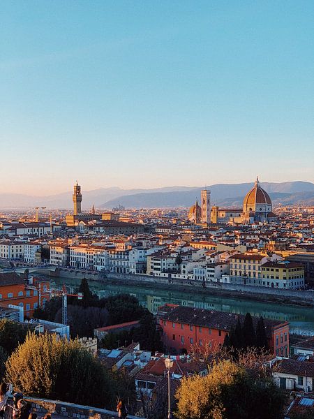 Florence by Hello Pompoyo