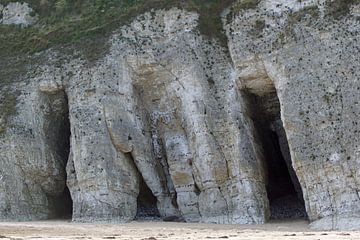 La plage de White Rocks est située directement sur la Causeway Coastal Route. sur Babetts Bildergalerie