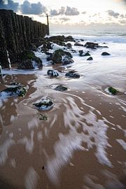 Stones on the beach by Joanke Fotografie