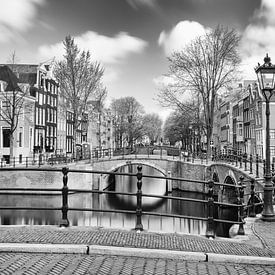 Keizersgracht and Reguliersgracht by Tony Buijse