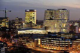 Bahnhofsviertel von Utrecht mit Rabotoren, Bahnhof und Stadtbüros von Donker Utrecht
