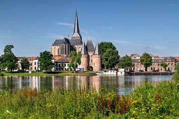 Stadsfront Kampen met Bovenkerk en Koornmarktspoort van Fotografie Ronald