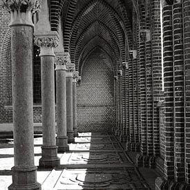 The Corridor (Echoes of the Castles #1) van Studio Kahlina