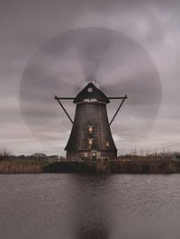 Mill at Kinderdijk by Larissa Geuke