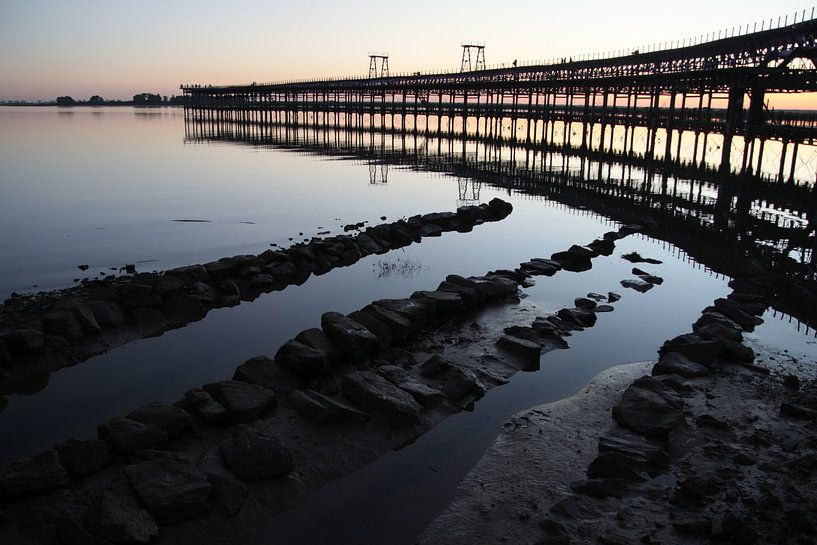Muelle del Tinto 1 par Jan Katuin