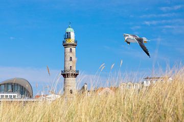 Warnemünde lighthouse in summer by Tilo Grellmann