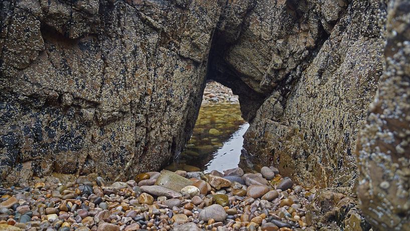 Felsdurchgang am Bow Fiddle Rock von Babetts Bildergalerie