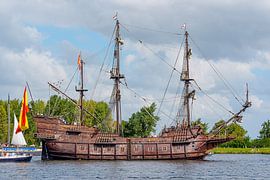 Replik der spanischen Galeone El Galéon. von Jaap van den Berg