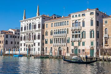 Venetië - Uitzicht op de paleizen aan het Canal Grande van t.ART