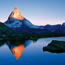 Cervin et lac de Riffel, Suisse sur Hans-Peter Merten