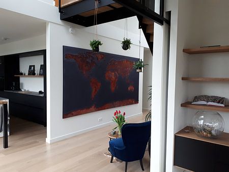 World map rust - black version