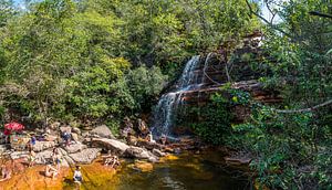 Cachoeirinha waterval en zijn natuurlijk zwembad in Chapada Diamantina