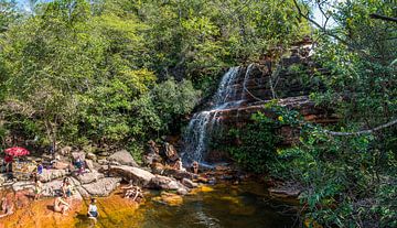 Cachoeirinha waterfall and its natural pool in Chapada Diamantina by Castro Sanderson
