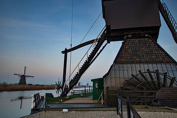 Moulins à vent à Kinderdijk au coucher du soleil sur Jeroen Stel