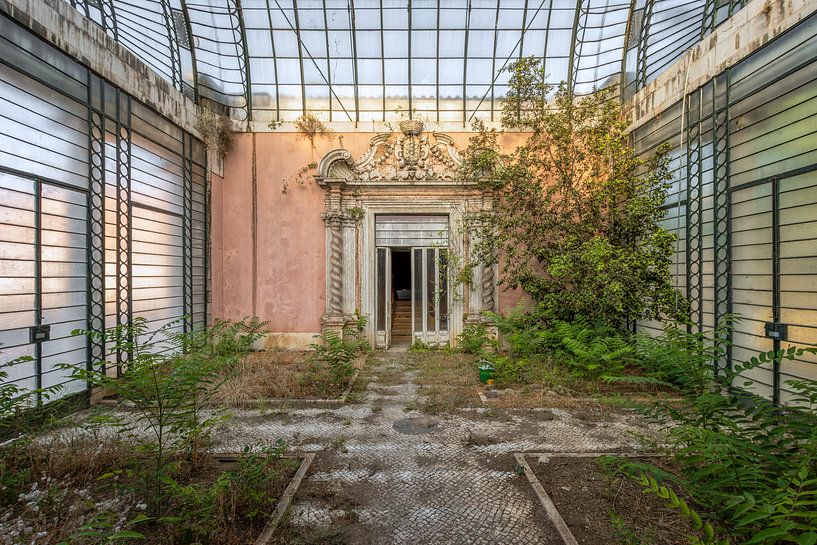 Entrance portal of a palace by Gentleman of Decay