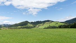 Trekking around Oberstaufen in Bavaria – the Allgäu in spring – a holiday in the countryside by Sebastian Czech