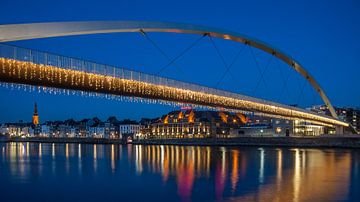 Hohe Brücke in Maastricht von Bert Beckers