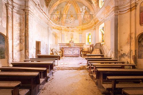 Abandonnée Eglise.