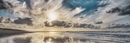 Der Nordseestrand bei tiefstehender Sonne