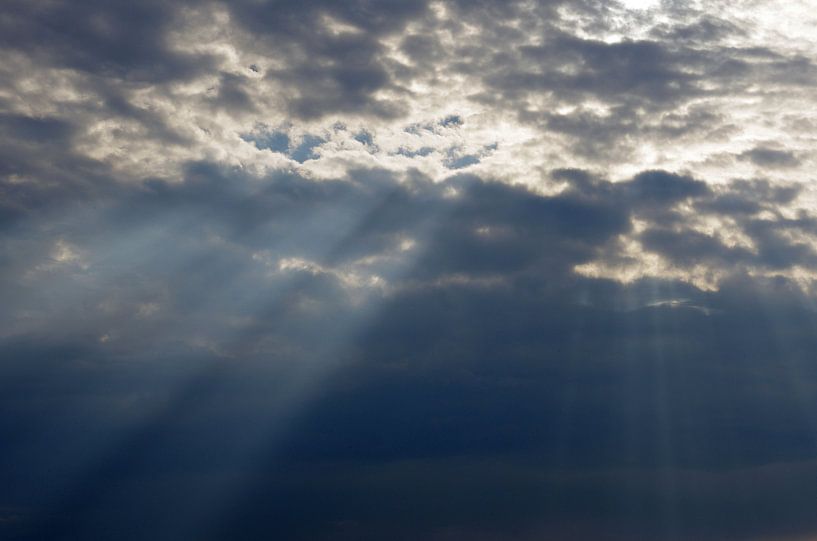 It's raining..... sunbeams by Bram Tromp
