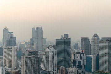 Skyline von Bangkok von Bart van Lier