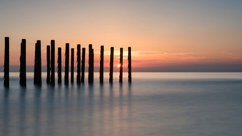 Vue sur la mer à la lumière du soir. par Vincent Willems