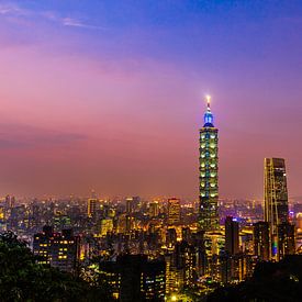 Elephant Mountain (Taipei, Taiwan) by Michel van Rossum