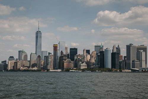 Lower Manhattan NYC in color by Thea.Photo