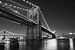 Nacht über der Brooklyn Bridge (schwarz und weiß) sur JPWFoto