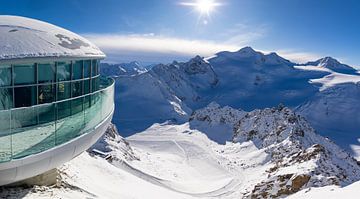 Panorama of the Wildspitze by Jan Schuler