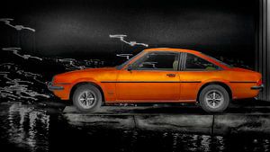 Opel Manta B en couleurs nocturnes