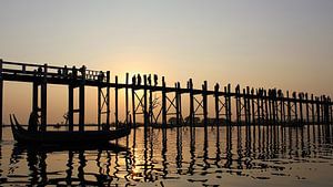 U Bein brug, Myanmar van Alfred Kempe